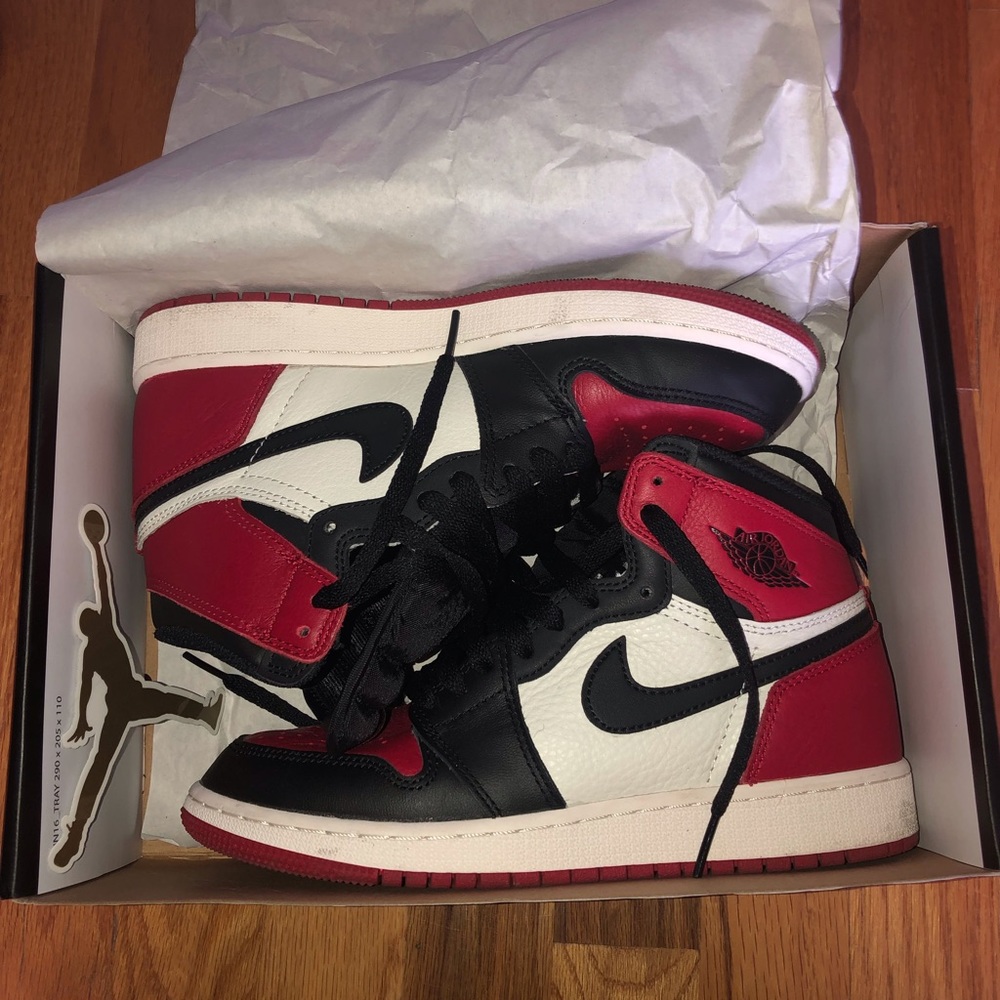 AIR JORDAN 1 Retro High Bred Toe GS 5.5y